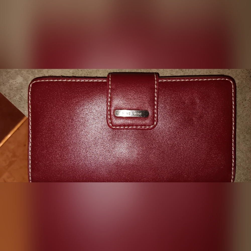Nine west wallet